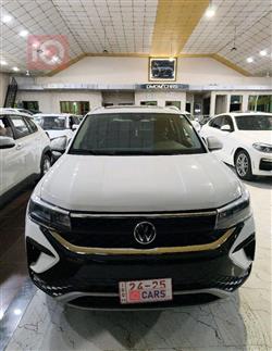 فولكسفاغن تاوس